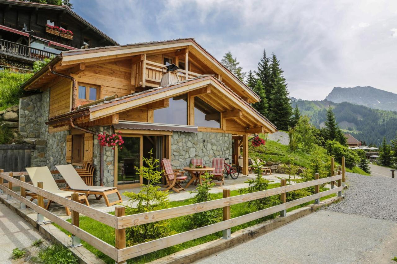 Les Chalets-Hotel De La Croix-Fry Manigod Exterior photo